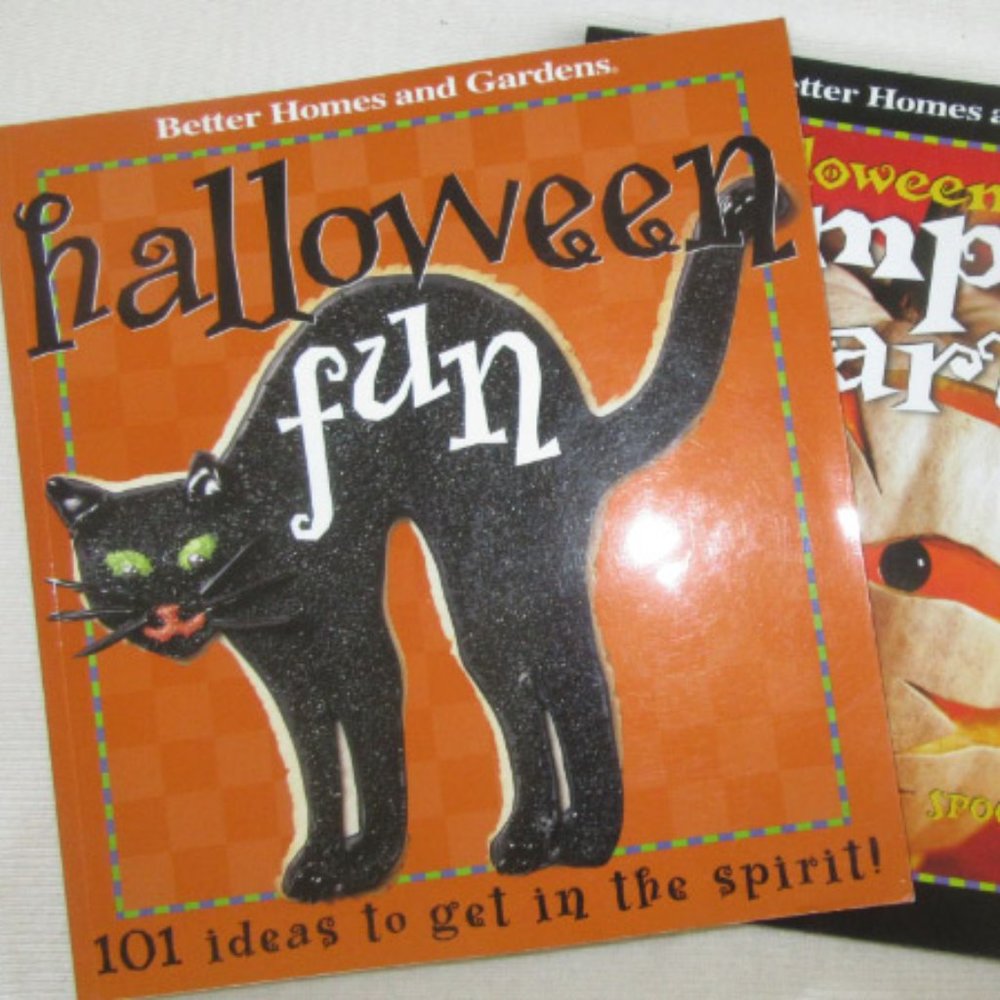 4 Halloween Fun Better Homes and Gardens Soft-Cover Craft Books